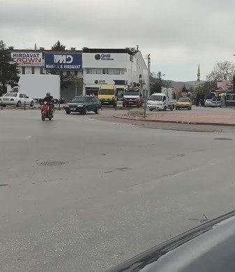 Yoğun trafik arasında drift terörü