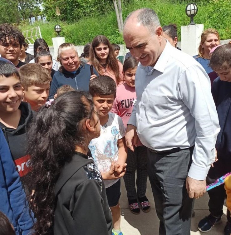 Vali Özkan Ramazan Bayramı’nı Hatay’da geçirdi