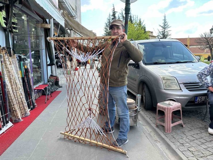 Havalar ısınınca piknik malzemelerine talep arttı