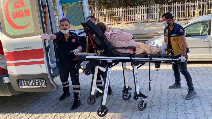 Konya’da iki otomobil çarpıştı: 3 yaralı