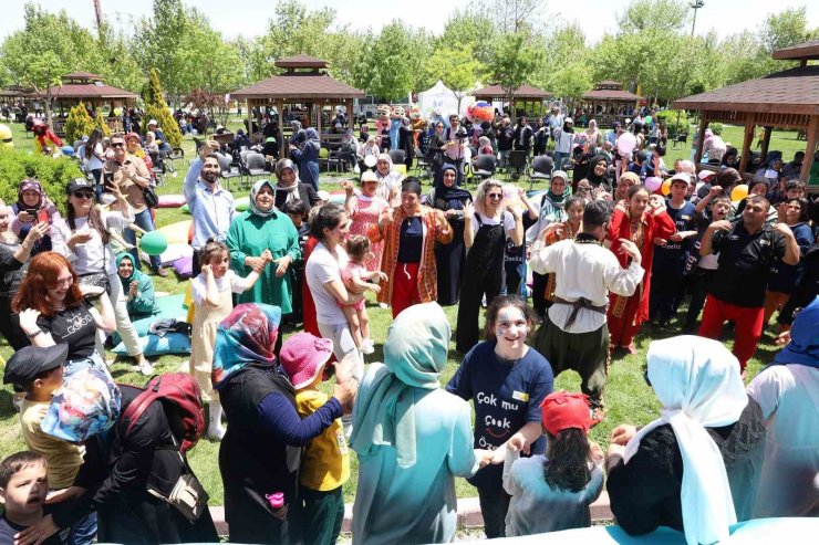 Konya’da özel öğrenciler bahar şenliğinde gönüllerince eğlendi