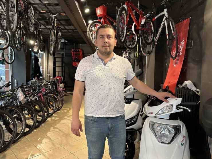 B sınıfı ehliyete dâhil edilen 125 cc motorların satışları 2 kat arttı