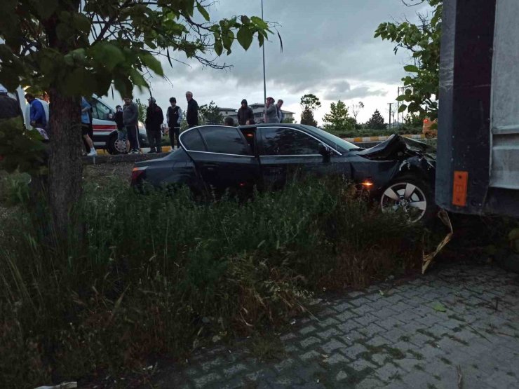 Konya’da iki otomobil çarpıştı: 7 yaralı