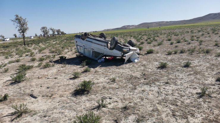 Konya’da otomobil takla attı: 1 ölü, 1 yaralı