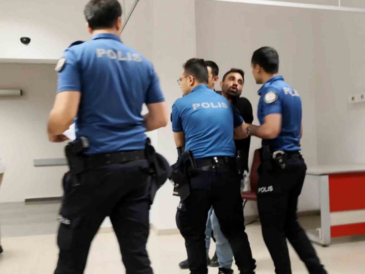 Alıkoyduğu kadını darp eden alkollü ve ehliyetsiz sürücü polise ecel teri döktürdü