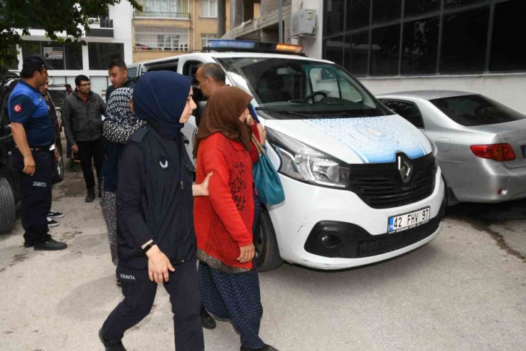 Aksaray Belediyesi zabıta ekipleri dilencilere yönelik denetim yaptı