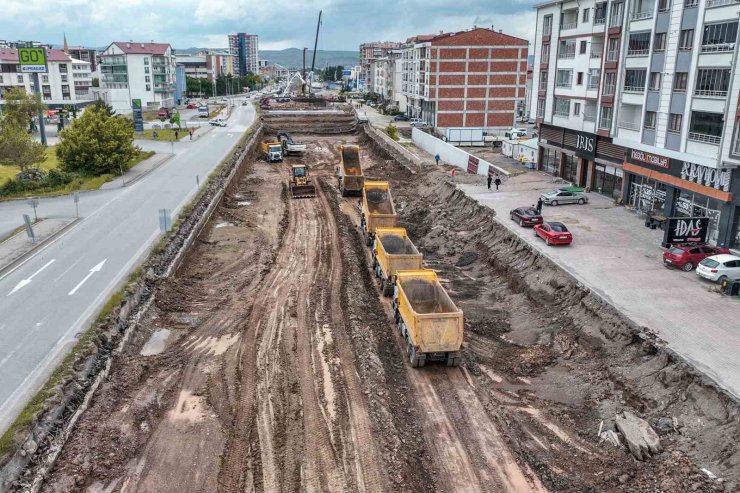 Vali Şimşek: “Tamamlandığında konforlu ve güvenli bir trafik akışı sağlanacak”