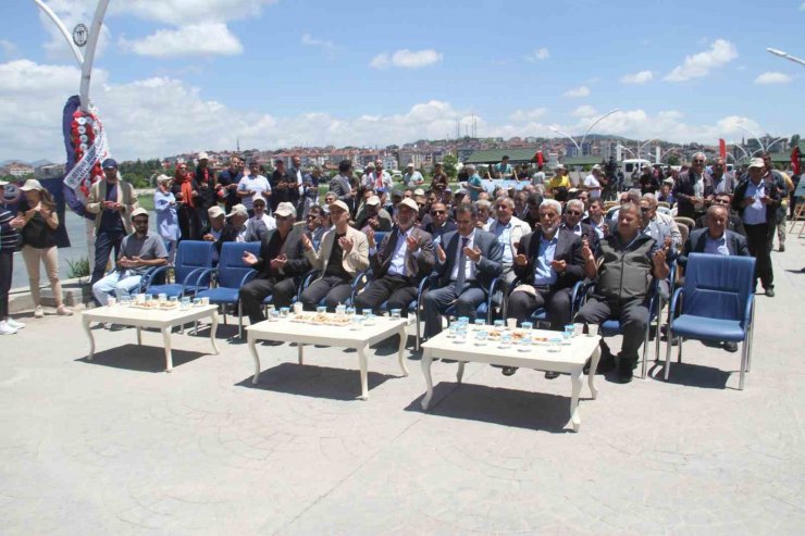 Beyşehir Gölü’nde balık avı sezonunu açıldı