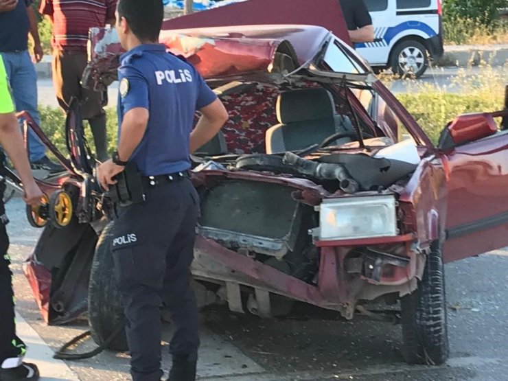 Konya’da otomobil ile kamyonet çarpıştı: 2 yaralı