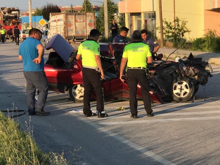 Konya’da otomobil ile kamyonet çarpıştı: 2 yaralı