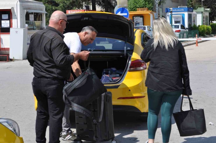 Taksici esnafı bu bayram da umduğunu bulamadı