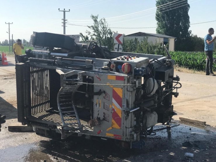 Konya’da otomobil ile kamyonet çarpıştı: 1 ölü