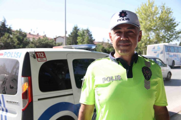 Polis, müşteri kılığına girip ihlalleri tek tek tespit etti