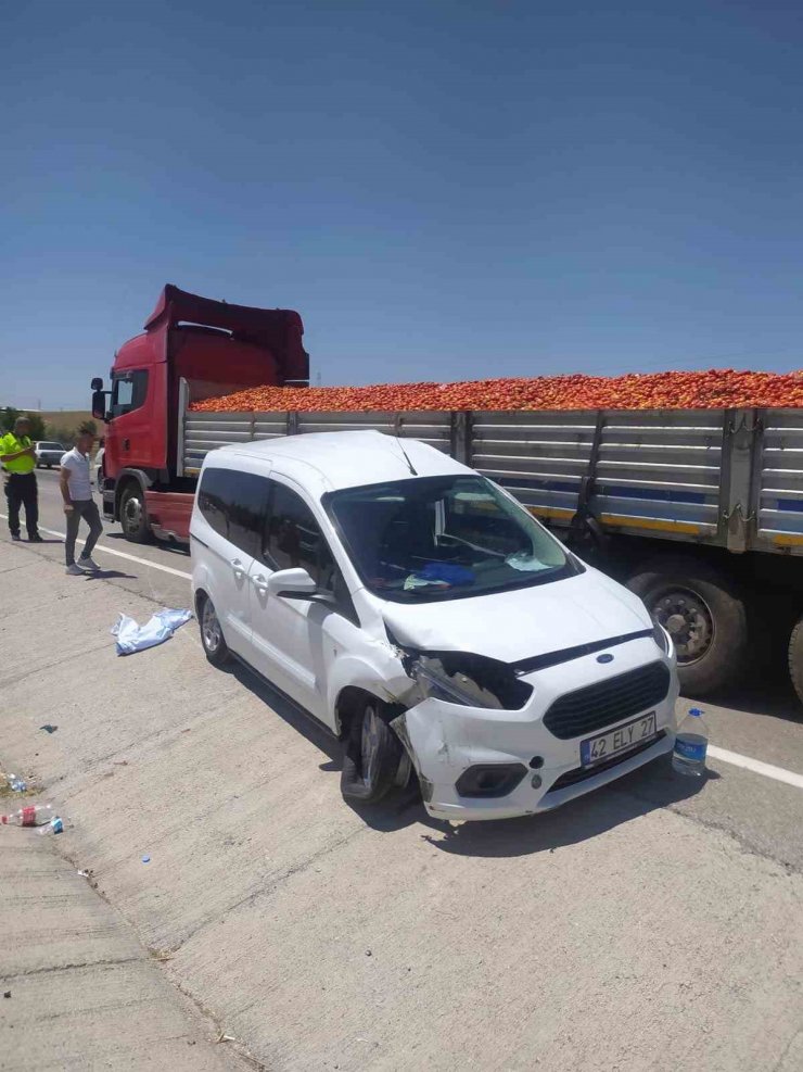 Konya’da üç araçlı trafik kazası: 7 yaralı