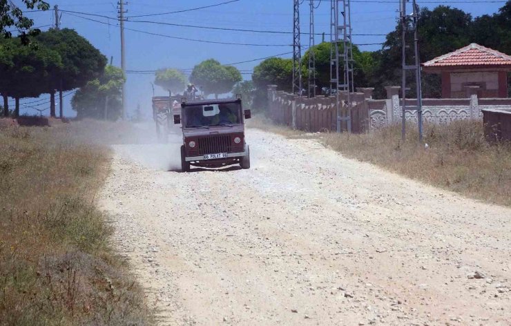 Hurda malzemelerle yaptı, 50 bin liraya mal ettiği kamyoneti saatte 110 kilometre hıza ulaşıyor