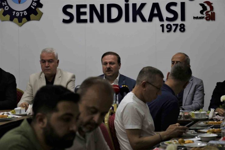 Öz İplik İş Sendikası Başkanı Ay: “Bu ülkenin yerli ve milli bir sektörüyüz”