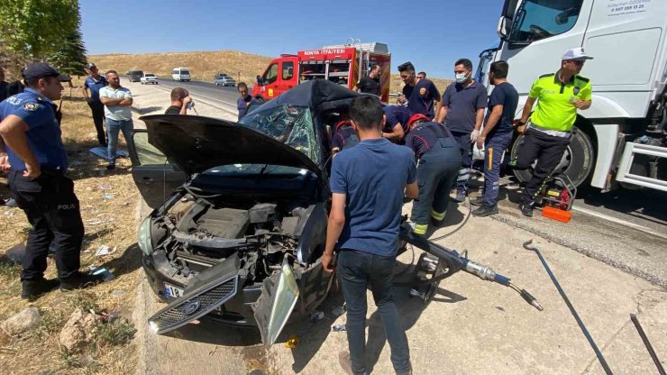 Cenaze dönüş yolunda kaza: 1 ölü, 3 yaralı