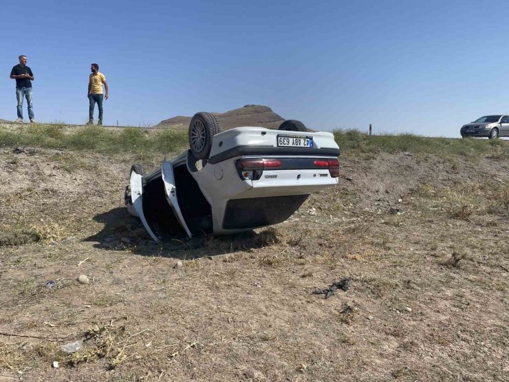 Takla atan otomobilde 4 kişi yaralandı