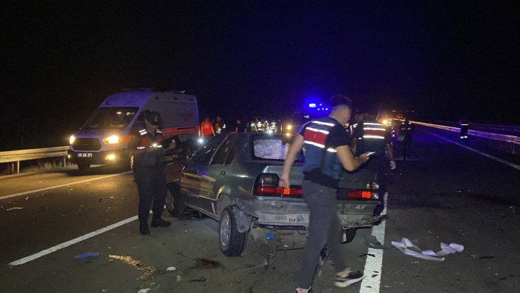 Aksaray’da zincirleme trafik kazası: 2 ölü, 12 yaralı