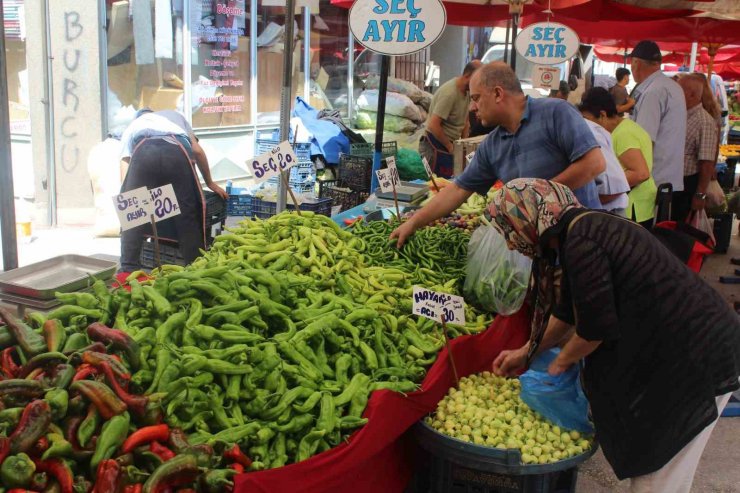 Yaz yemeği menemen vatandaşın vazgeçilmesi