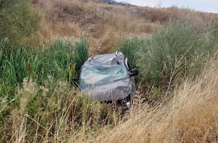 Konya’da hafif ticari araç takla attı: 1 yaralı