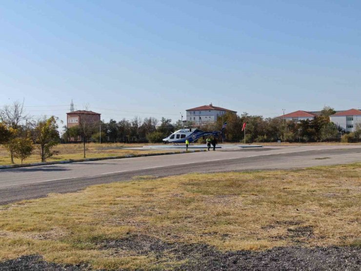 Aksaray’da polis trafiği helikopterle havadan denetledi