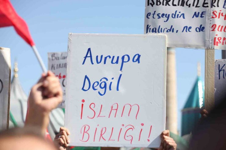 Konya ve Karaman’da Filistin’de hayatını kaybedenler için gıyabi cenaze namazı kılındı