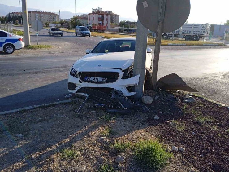 Konya’da motosiklet ile otomobil çarpıştı: 2 yaralı