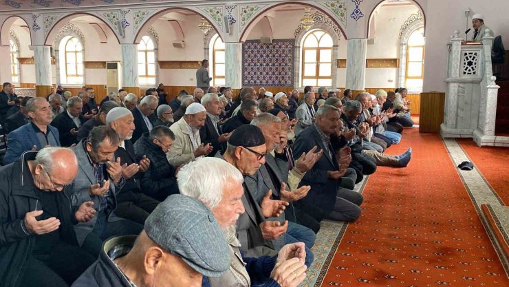 Konya’da Filistin’de hayatını kaybedenler için gıyabi cenaze namazı kılındı