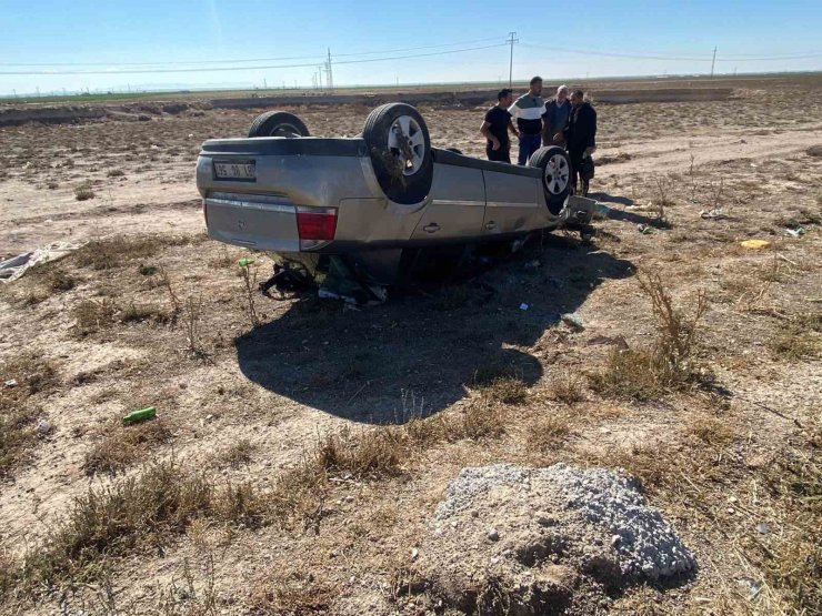 Aksaray’da otomobil takla attı: 1’i çocuk 3 yaralı