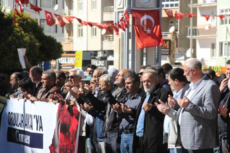 Karaman ve Aksaray’da Filistin’de hayatını kaybedenler için gıyabi cenaze namazı kılındı