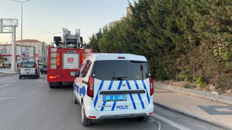 “Basın mensubuyum” dedi, kameralara saldırdı