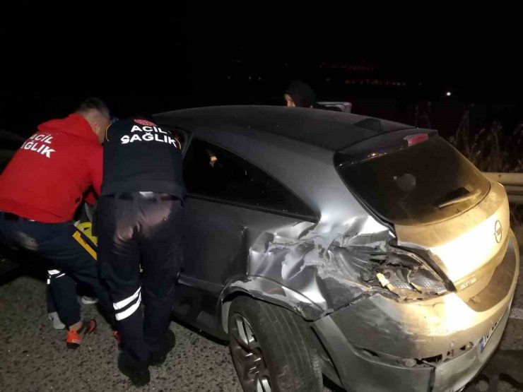 Aksaray’da minibüs otomobile arkadan çarptı: 5 yaralı