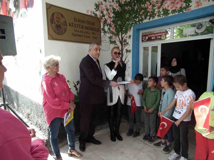 Tuğba Özay’ın babasının adı Konya’da Kültür Merkezi ve Kütüphaneye verildi