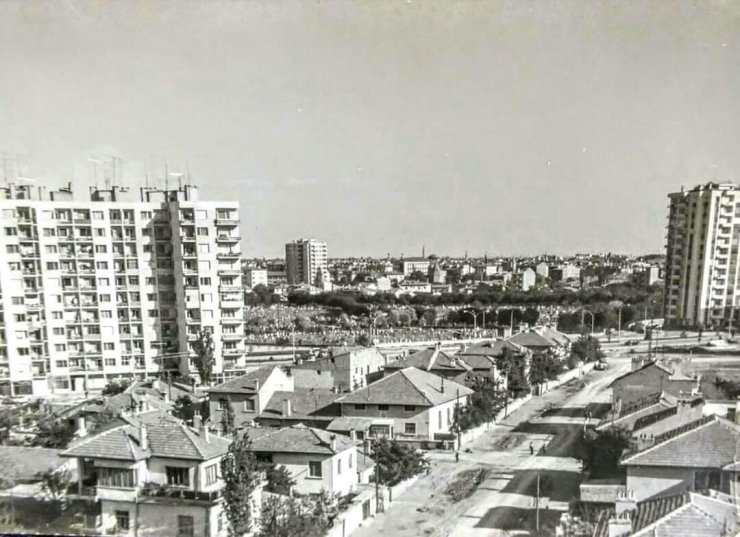 Konya tarihine fotoğrafları ile ışık tutuyor