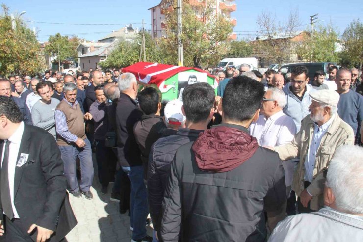 Trafik kazasında hayatını kaybeden İş-Kur Müdürü toprağa verildi