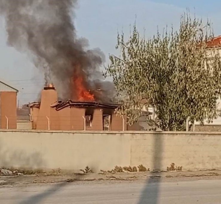 Konya’da aşhane çıkan yangında kullanılamaz hale geldi