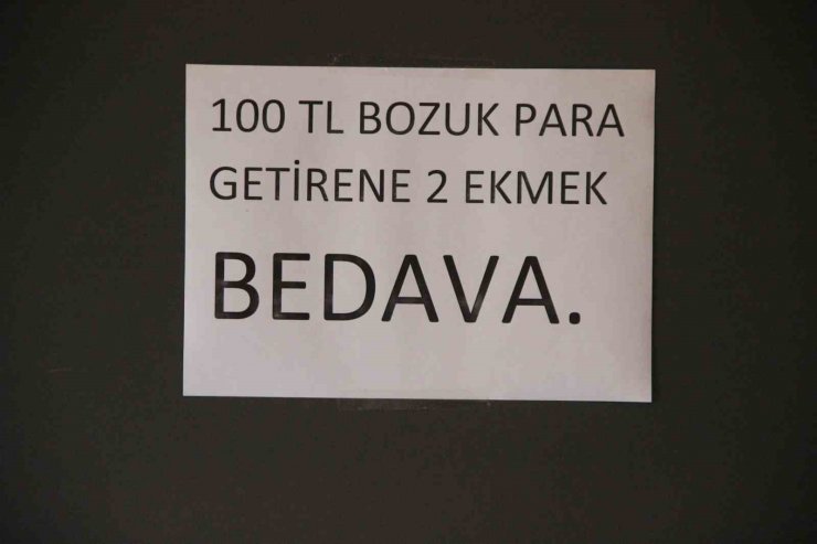 Bu fırına 100 TL bozuk para getirene 2 ekmek bedava