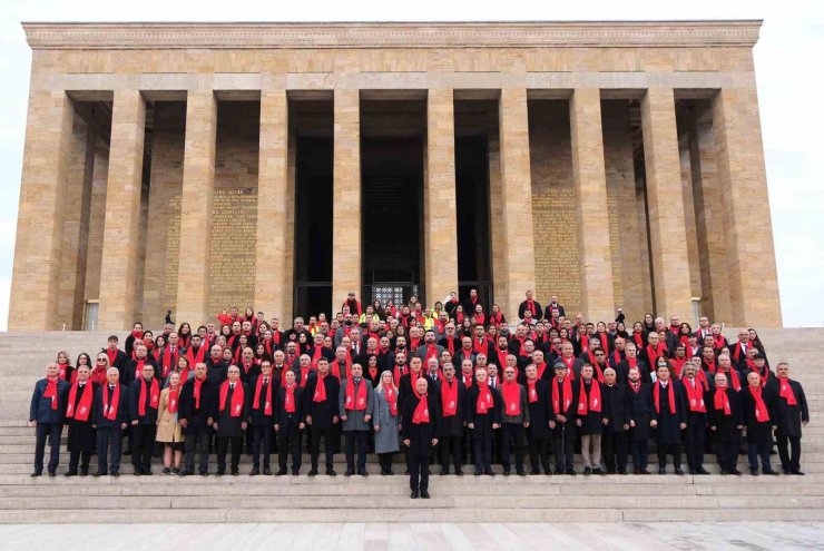 ASO ailesi 60. yılında Ata’nın huzurunda