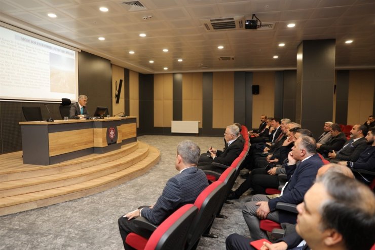 Niğde’de Sanayi ve Teknoloji İş Birliği Toplantısı yapıldı