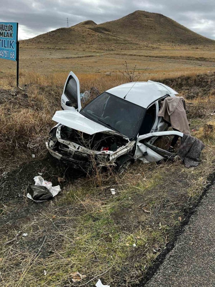 Yozgat’ta trafik kazası: Aynı aileden 3 ölü, 3 yaralı