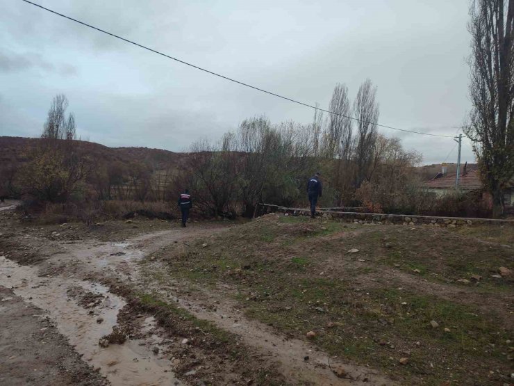 Ailesiyle tartışıp evi terk etti: Zihinsel engelli genç her yerde aranıyor