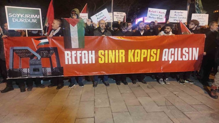 Ankara’da “Refah Sınır Kapısı’nın açılması” çağrısı