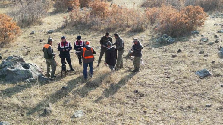 Aksaray jandarma dron ile kaçak avcı peşinde