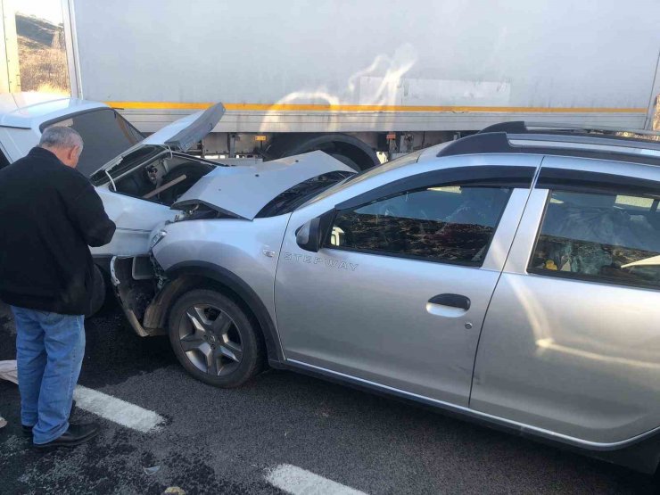 Yozgat’ta zincirleme trafik kazası: 3 yaralı