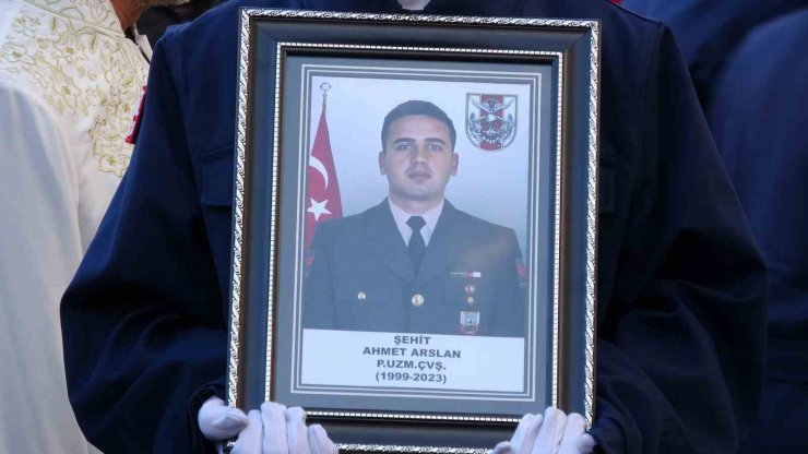 Piyade Uzman Çavuş Ahmet Arslan, son yolculuğuna uğurlandı