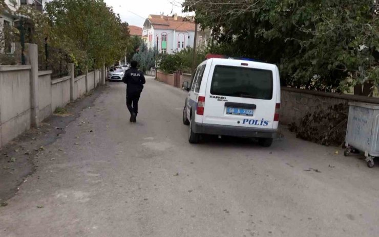 Aksaray’da nefes kesen polis hırsız kovalamacası