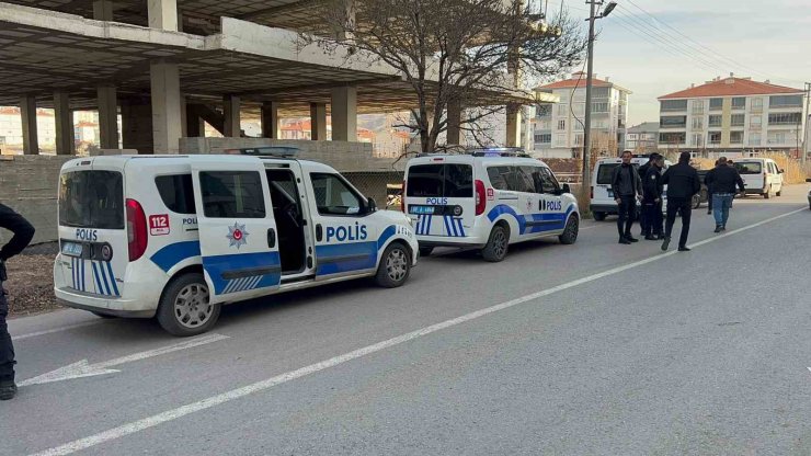 Aksaray’da nefes kesen polis hırsız kovalamacası