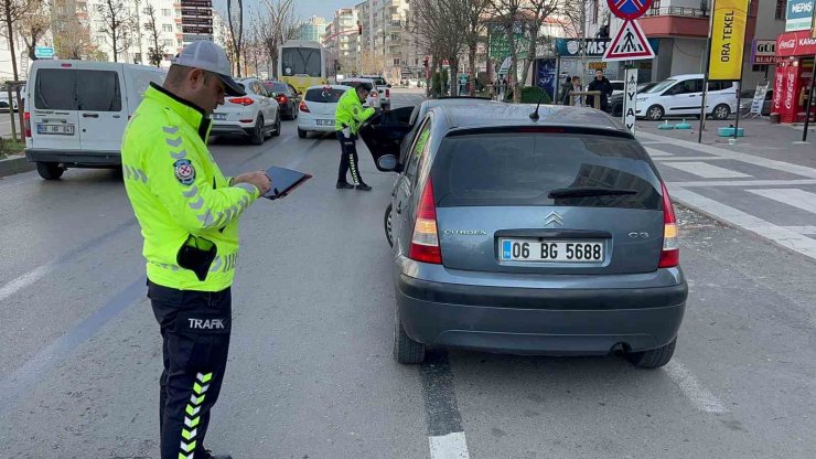 Şehir merkezinde araçlar MPTS ile denetleniyor